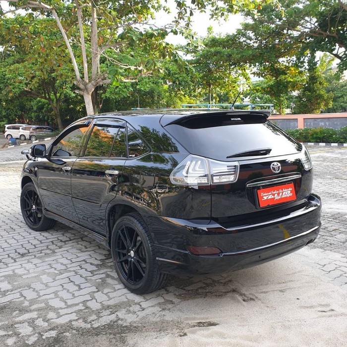 bodykit harrier -- toyota harrier Bodykit  toyota Harrier Modellista 2009 2010 -- pnp, bergaransi da