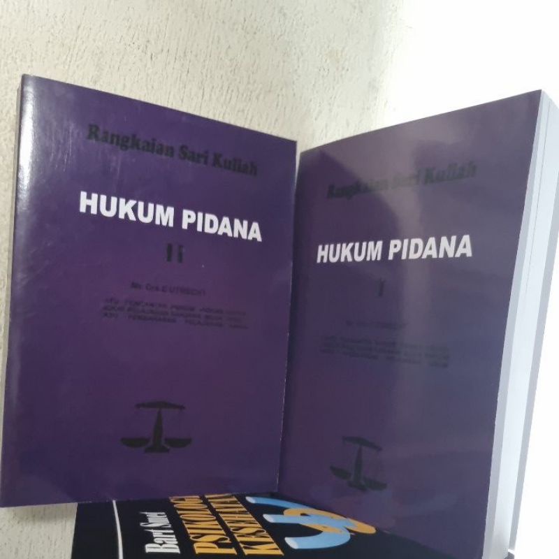 Jual Rangkaian Sari Kuliah Hukum Pidana Mr Drs E Utrecht Shopee