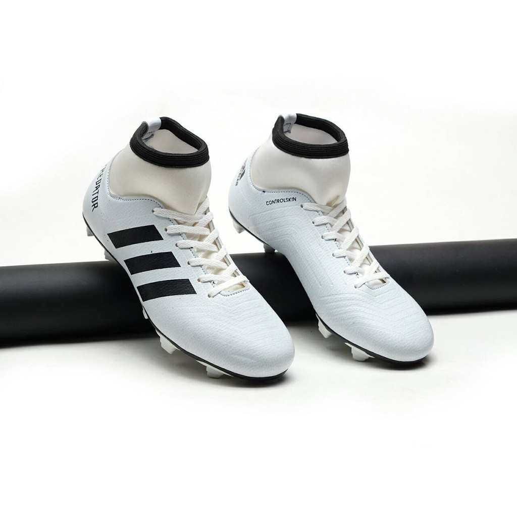 SEPATU FUTSAL ORTUSEIGHT CATALYST MYSTIQUE IN SE WHITE SKY BLUE 01