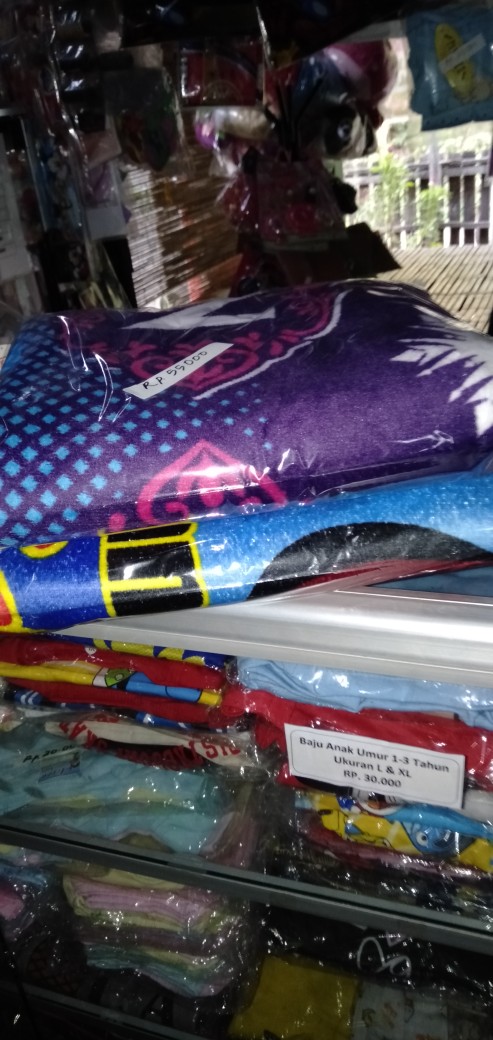 Selimut Bulu Karakter New Uk 150x200 Elegant