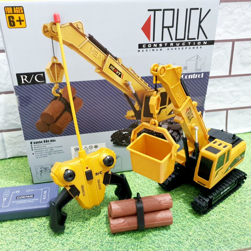 mainan rc truk crane charger anak edukatif - rc truck crane baterai charger