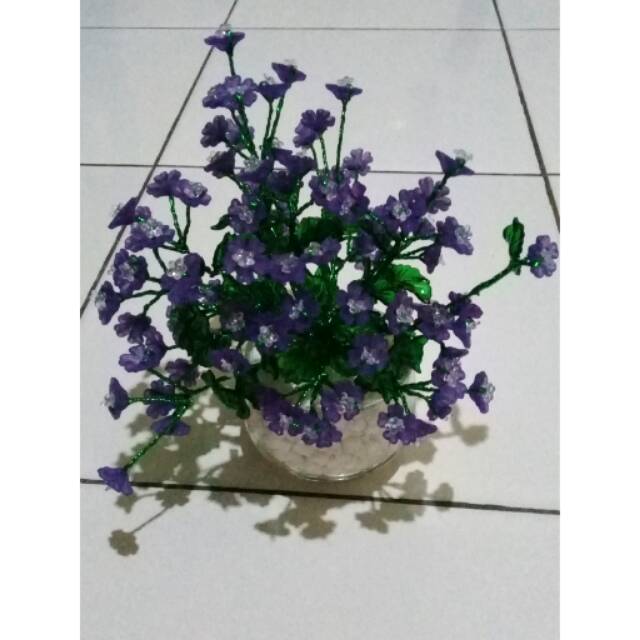 

Bunga Akrilik