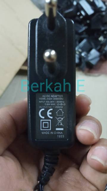 Adaptor Charger 12V 2000mA