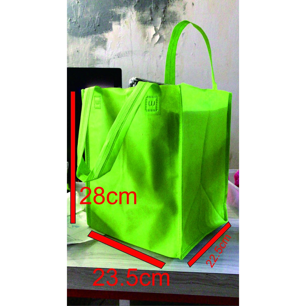 

Tas Kain Spunbond Handle Box Jahit / Tas nasi kotak 20x20 tas Uk.23,5x28