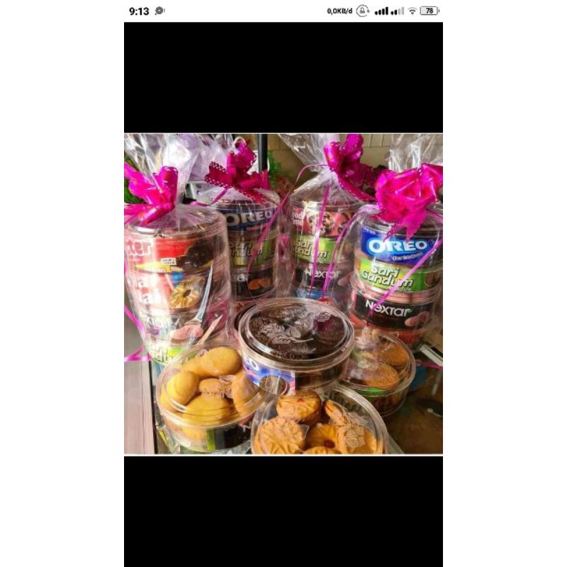 

PARCEL SNACK LEBARAN BRANDED