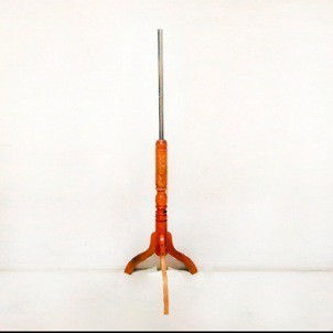 Tiang manekin/ kaki kayu manekin bisa bongkar pasang