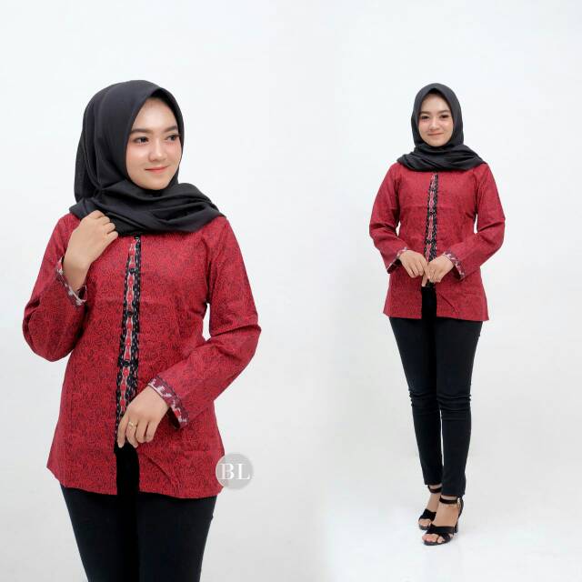 Blus batik kacing depan boleroo