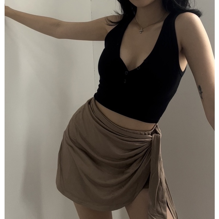 Herpalais Buttons Tank