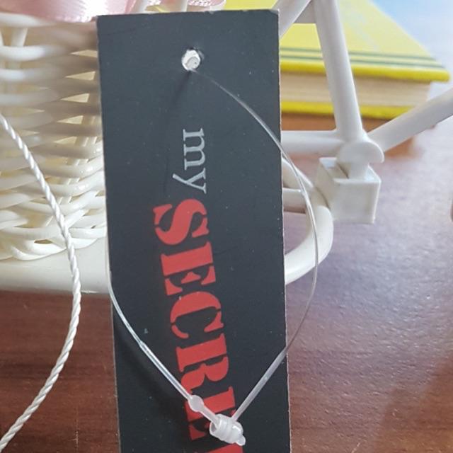 Cetak Hang Tag 500 Pcs Gratis Desain Hangtag Label Baju Kertas Dan Label Aksesoris Murah Shopee Indonesia