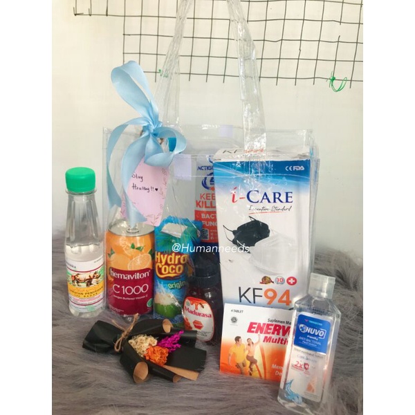 

Isoman Kit Hampers Cantik in Mika Bag Bening | Hampers Vitamin Kesehatan
