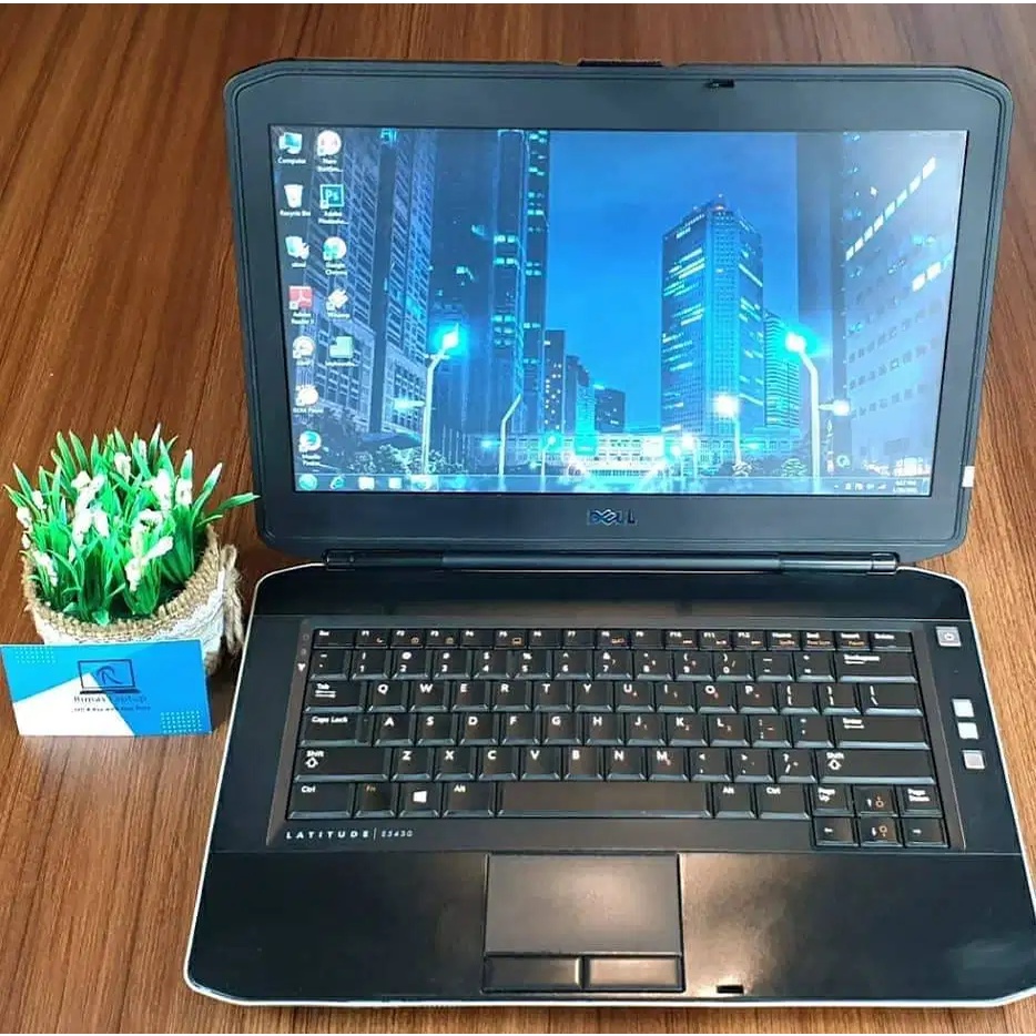 LAPTOP DELL LATITUDE i3 RAM 4GB HDD 250GB BEKAS SECOND