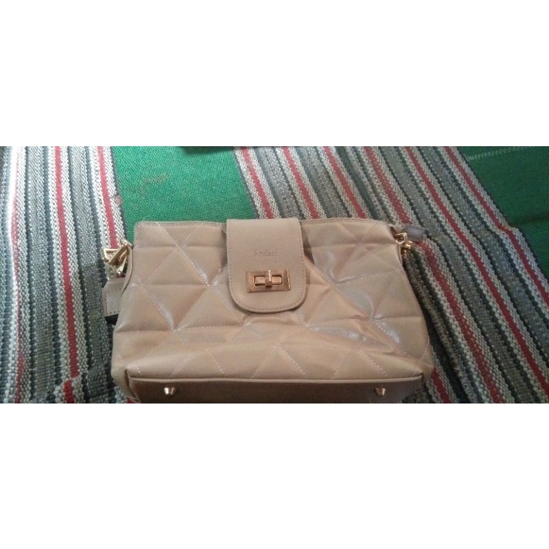 tas andari
