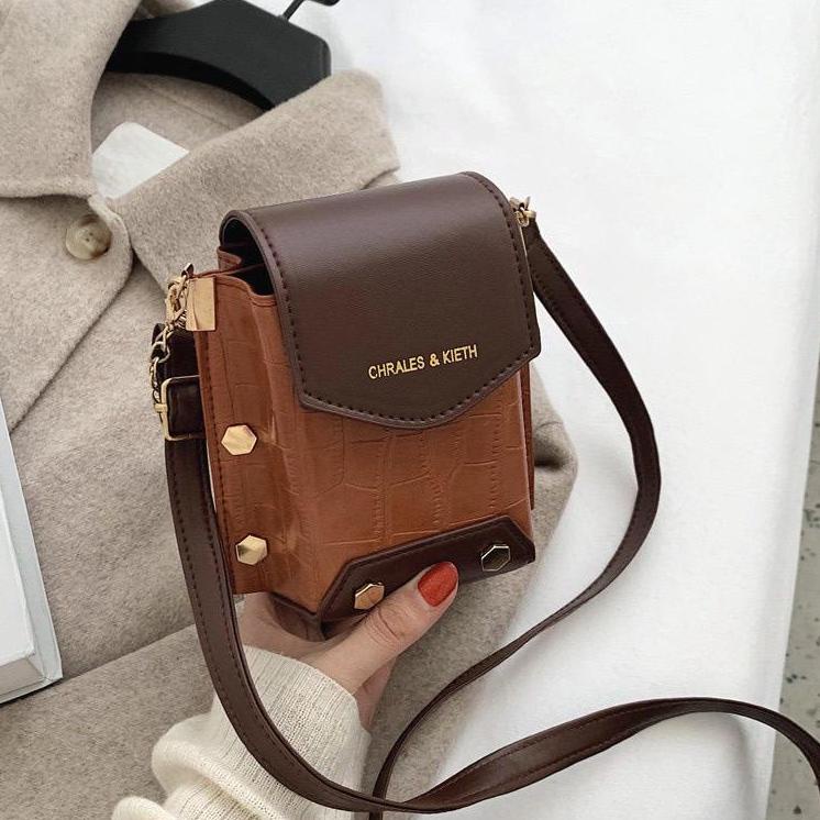 BISA COD 11.11 Tas Charles & Keith / FREE PACKING BOX / Tas selempang Wanita / Tas Wanita terbaru /