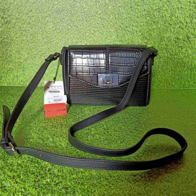 Stradivarius Croco Sling Bag (Black)