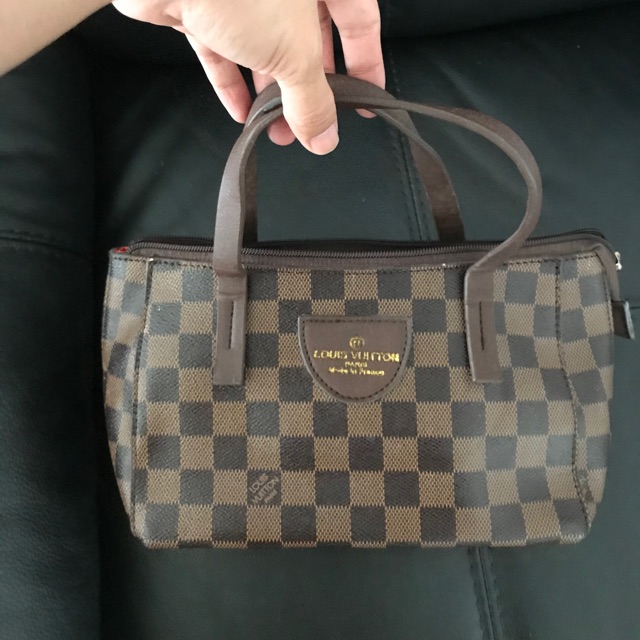 Preloved LV mini