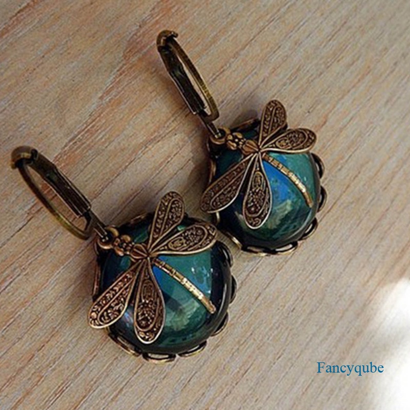 Fancyqube Anting Bentuk Capung Bahan Logam Warna Emas Gaya Vintage Untuk Wanita