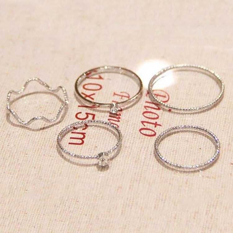 5pcs / Set Cincin Warna Emas / Silver Gaya Korea Untuk Wanita