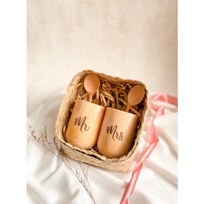

Premium Product!!! Kado Pernikahan | Hampers Wedding | Kado Wedding | Kado Ulang Tahun - Paling Dicari