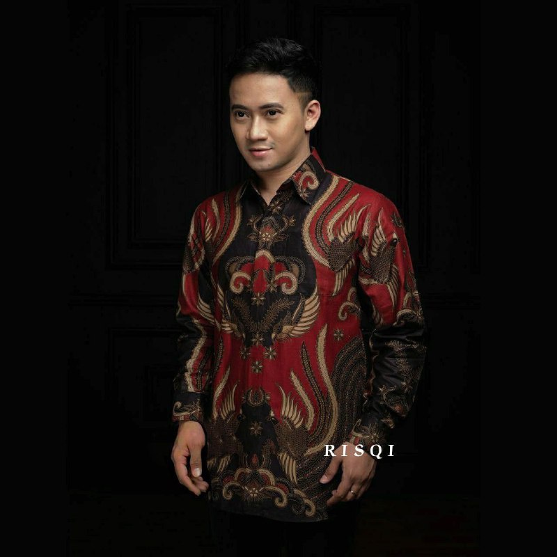 Kemeja Batik Pria Lengan Panjang Motiv Iron Man Merah Seragam Guru Dan Kantor Bahan Katun Adem Di Pakai Serap keringat