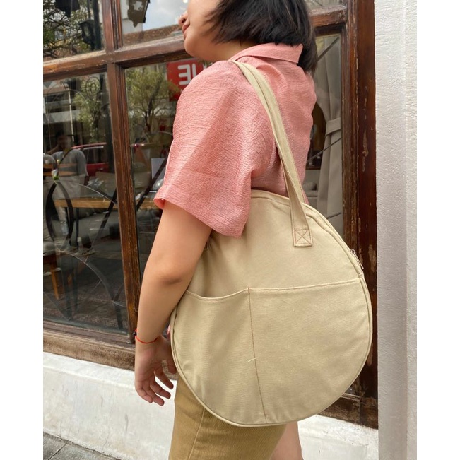 BECCA TOTEBAG