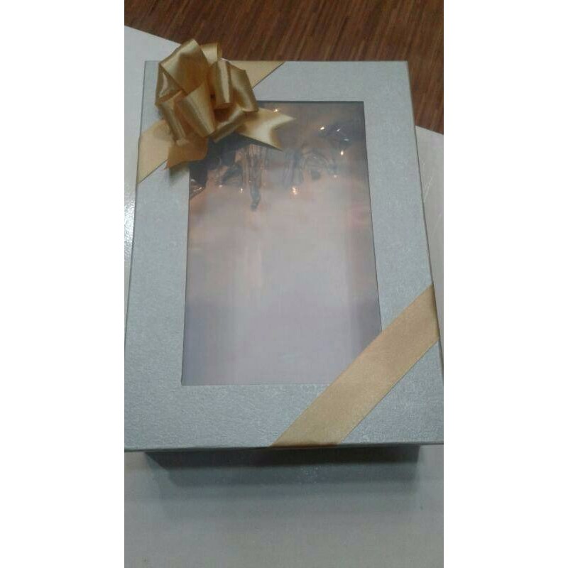 

FRESH Giftbox Kotak Kado Seserahan Bisa Custom Harga Promo ISTIMEWA