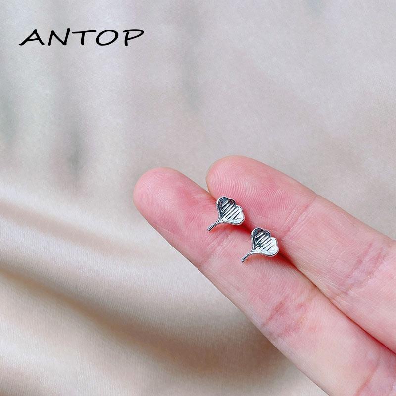 Anting Tusuk Wanita Bahan Sterling Silver 925 Desain Hati Gaya Simple Untuk Musim Panas