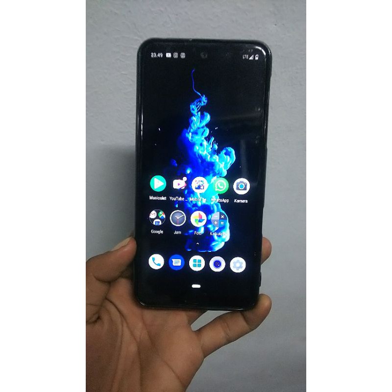 Sharp Aquos R3 Resmi 6/128gb