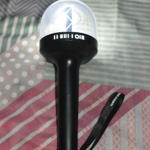NABLE BONG WANNA ONE LIGHTSTICK