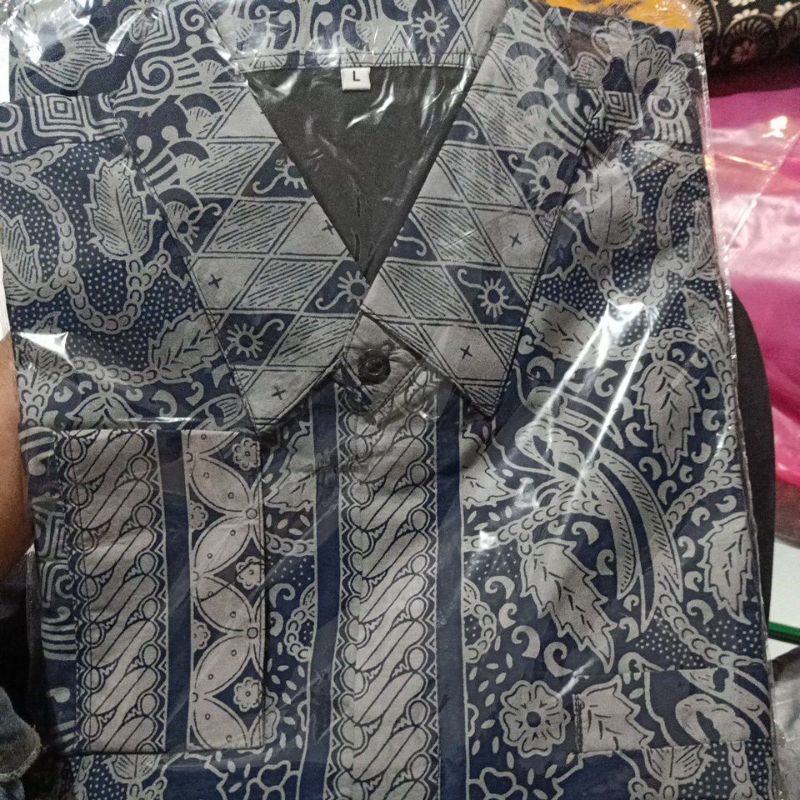 BYANTARA KANAYA KEMEJA BAJU BATIK SOLO PRIA LENGAN PANJANG PENDEK FULL FURING ATASAN PREMIUM MODERN KATUN HALUS GITARJA GURDO IJO SUKET SEGORO JAYANEGARA PERWIRA MAHESA ARIESWARA RAJASWA PRASTOWO PROBOSETO BABON ANGKREM PEKSI NAVY SELING CENDRAWASIH