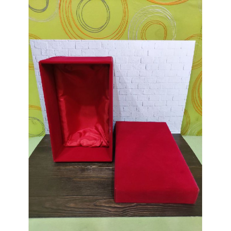 Kotak Perhiasan Bludru