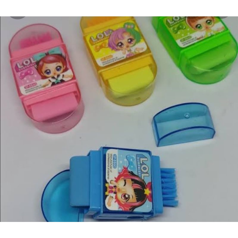 

serutan plus penghapus dan sapu