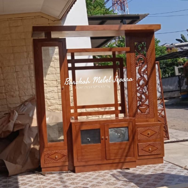 Bufet Tv penyekat ruangan ukuran 180 plus finishing
