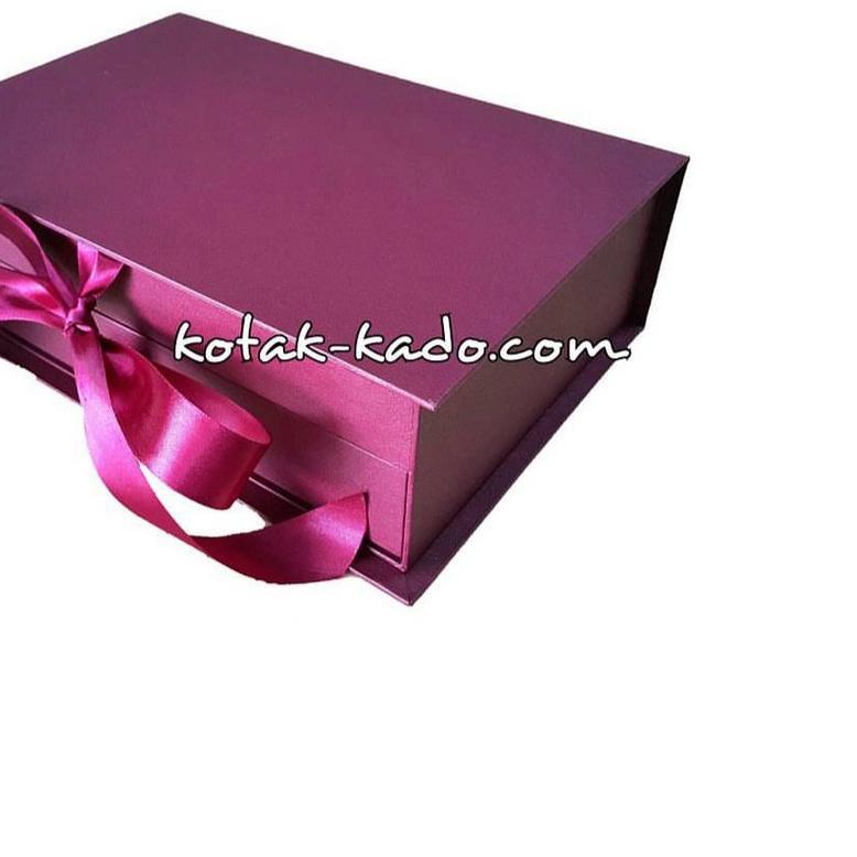

℮ Kotak kado Pita | cari kotak ultah | Kado Pasangan | Hadiah istri | hadiah apapun proper | KotakKado ❆