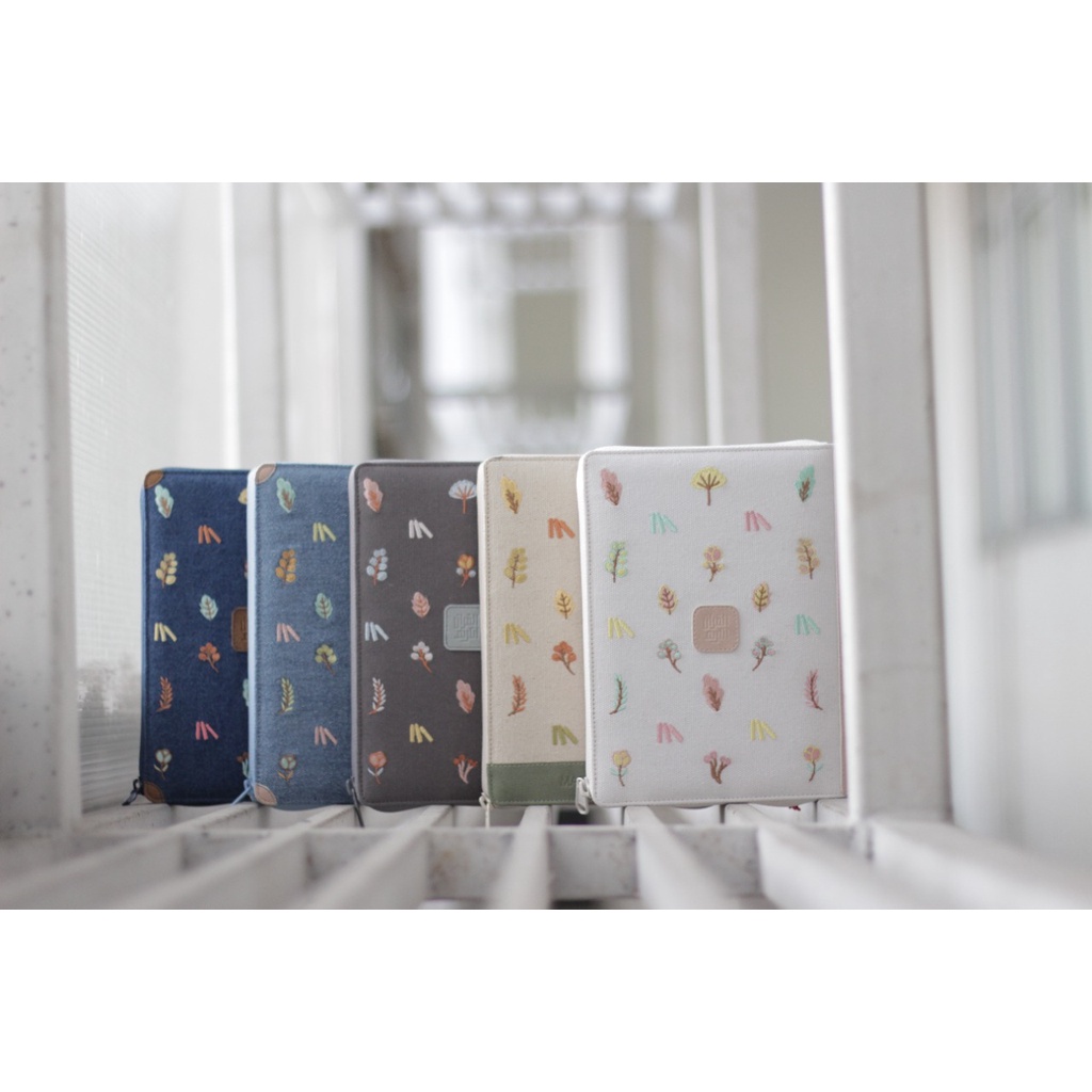 Alquran Al Mutqin Quran Hafalan Cover Kulit Sintetik Taqy Malik Motif Polos Floral
