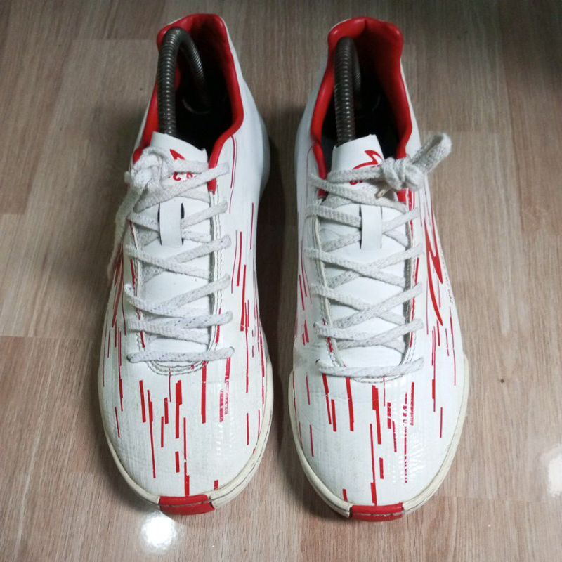sepatu futsal second specs ls reborn in