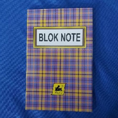 

Buku Blok Note bergaris