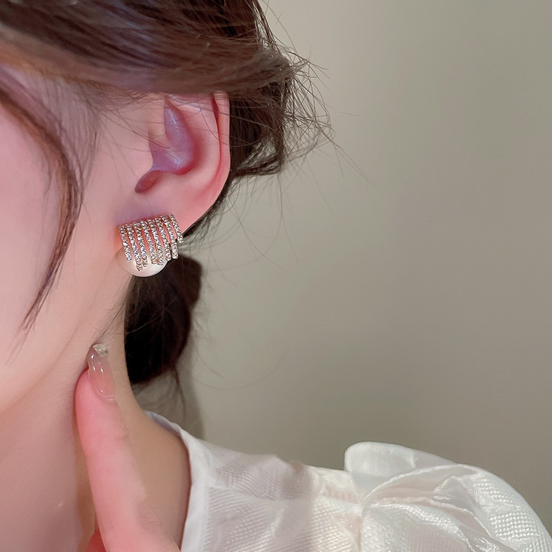 Anting Tusuk Gantung Bahan Metal Hias Mutiarazircon Gaya Vintagemewah Serbaguna Untuk Wanita