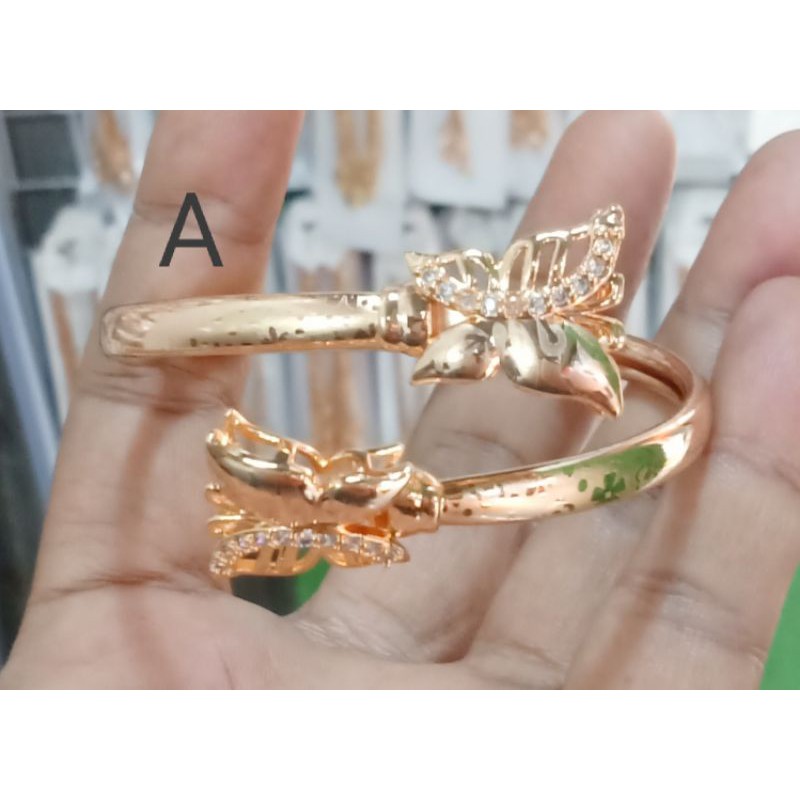 L45. Gelang xuping wanita lapis emas dgn mata zircon