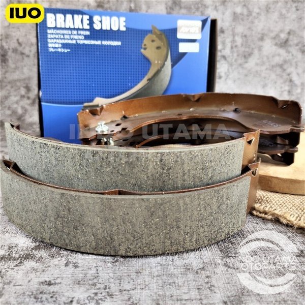 Kampas Rem Belakang Grand Livina Juke Brake Shoe Advics A8N058T