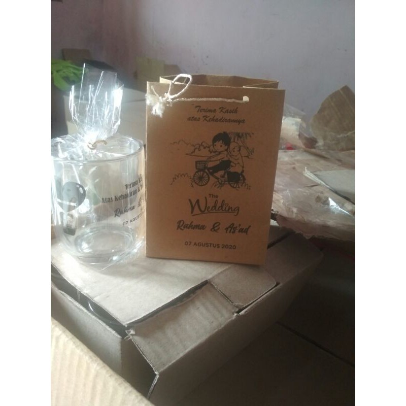 souvenir gelas gagang bening