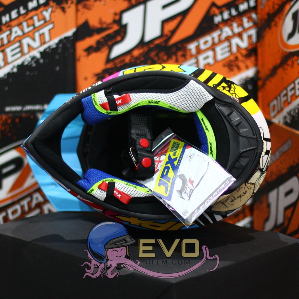 HELM JPX CROSS_FOX1 SERI X26 - PEARL WHITE DOFF + GOOGLE SNAIL (ONGKIR 2 KG) HELM JPX X26 MOTIF BATIK JPX BATIK JPX X26 BLUE PAKET GANTENG HELM JPX TERBARU