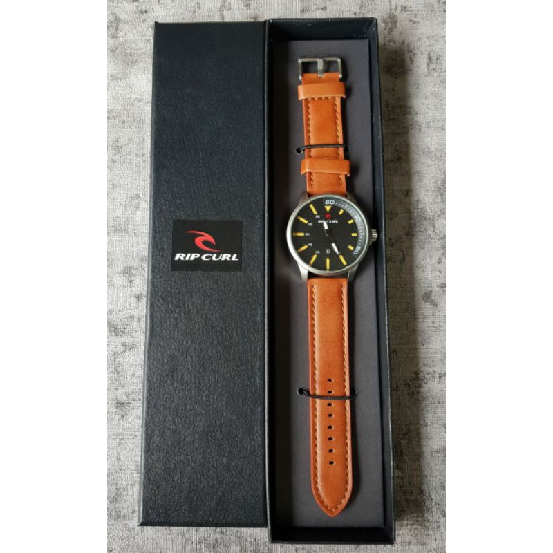 [COD] Jam Tangan Pria Ripcurl Tali Kulit Tebal + Kotak