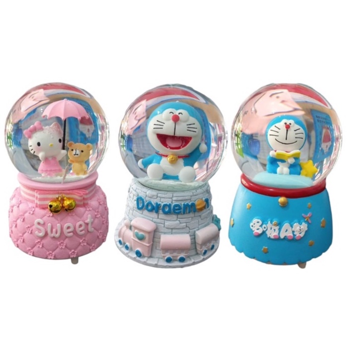 SNOWBALL DORAEMON / SNOWBALL HELLO KITTY / BOLA KRISTAL DORAEMON / BOLA KRISTAL HELLO KITTY / KOTAK 