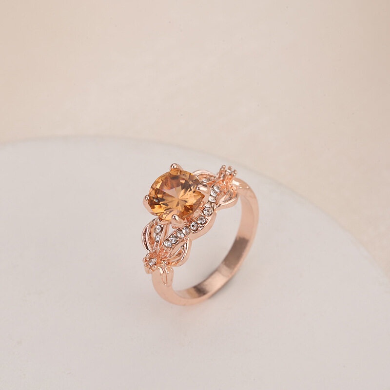 Cincin Lapis Rose Gold Hias Berlian Zircon Imitasi Untuk Wanita