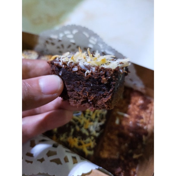 

Brownies Panggang Tanpa Bahan Pengawet dan Tanpa Bahan Pengembang Buatan
