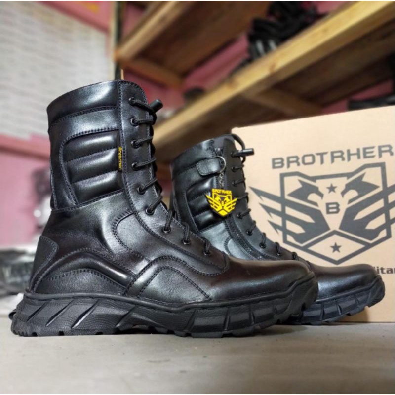 Sepatu Pdl Kulit Tni Polri Desain Timbul Merk Brotrher Lgr Outsole Tebal Resleting Ykk Besar