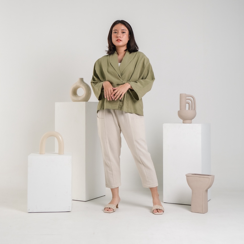 OUTER WANITA TOB MIKAKO OUTER-olive