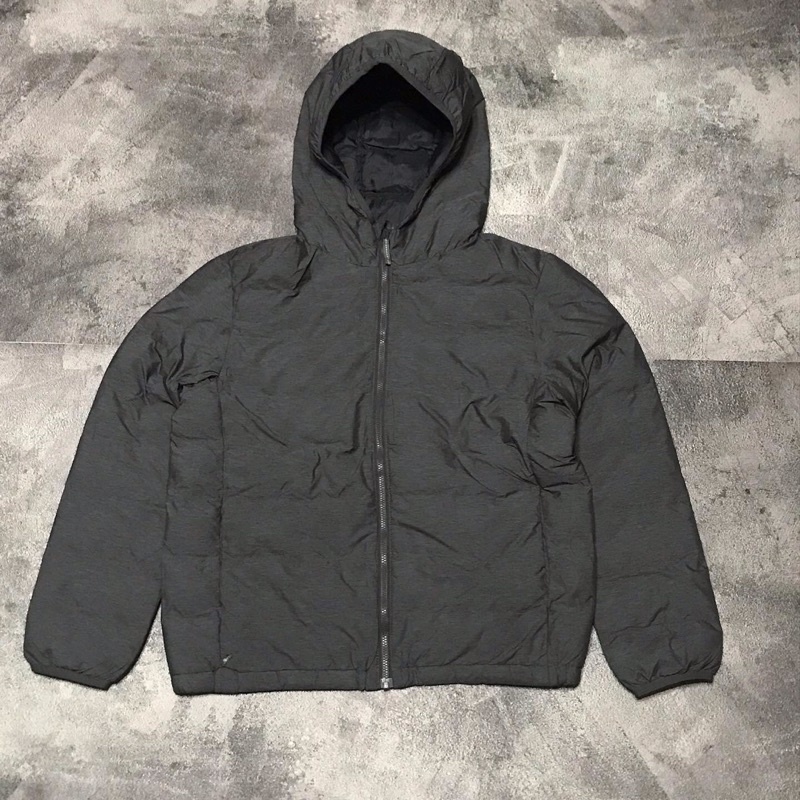 JAKET UNIQLO SECOND / UNIQLO JAKET DOWN JAKET SECOND / JAKET CLASIC SECOND / DOWN JAKET SECONDBRAND 