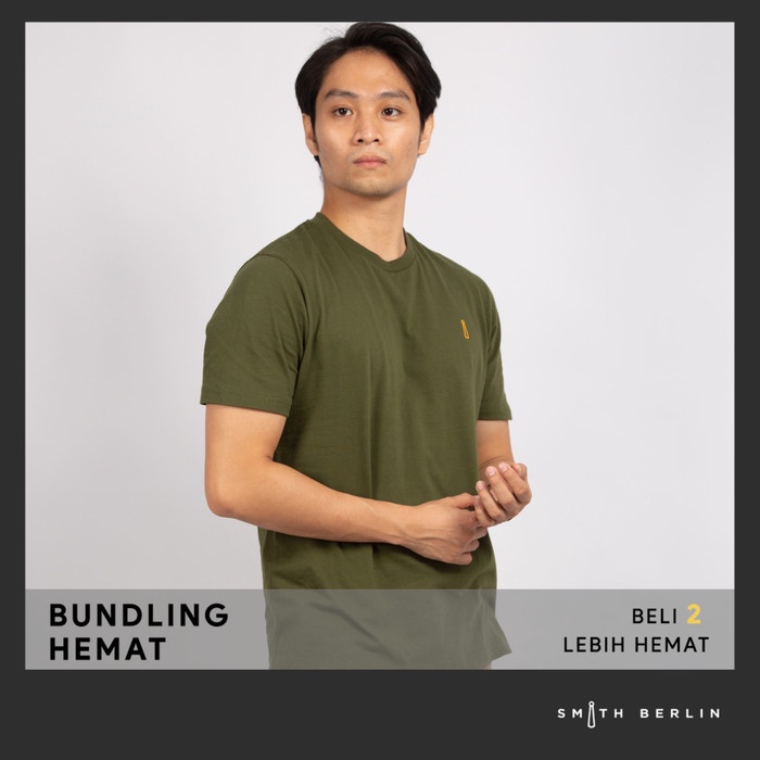 KAOS PRIA REGULER FIT SMITH BERLIN GENTS GREEN