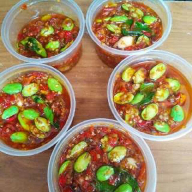 

sambal cumi pete kemasan 250gram